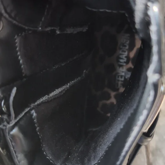 Steve Madden Jollie Fashion Boot With Charms, Sz 2. - Picture 7 of 8